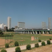 多摩川サイクリングコース至近